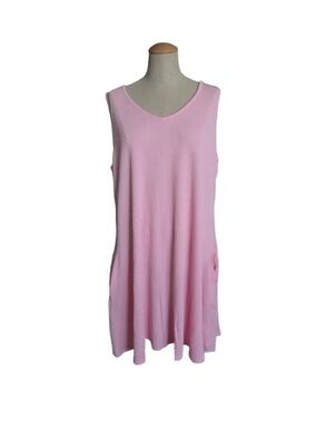 HEIMISH USA Sleeveless V-Neck Ribbed Swing Dress - Light Pink New Without Tags